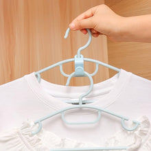 Load image into Gallery viewer, Belt Hanger with 20 Hooks/Max 60 Belts/Wooden Bra Hanger/360° Display/Non-Slip Belt Organizer/2 Pcs

